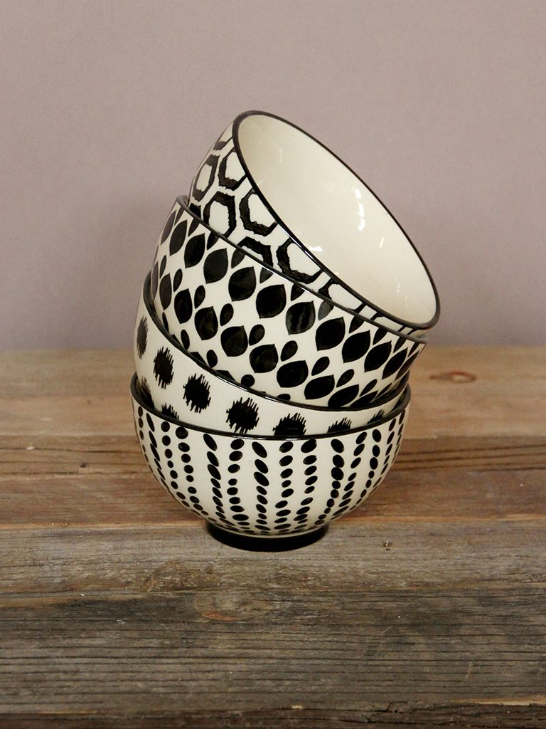 Chehoma Large Black and White Ceramic Arlequin Bowls