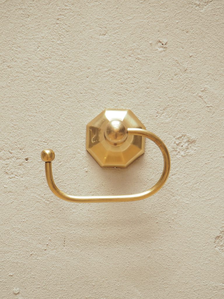 Chehoma Antique Gold Octave Toilet Paper Holder