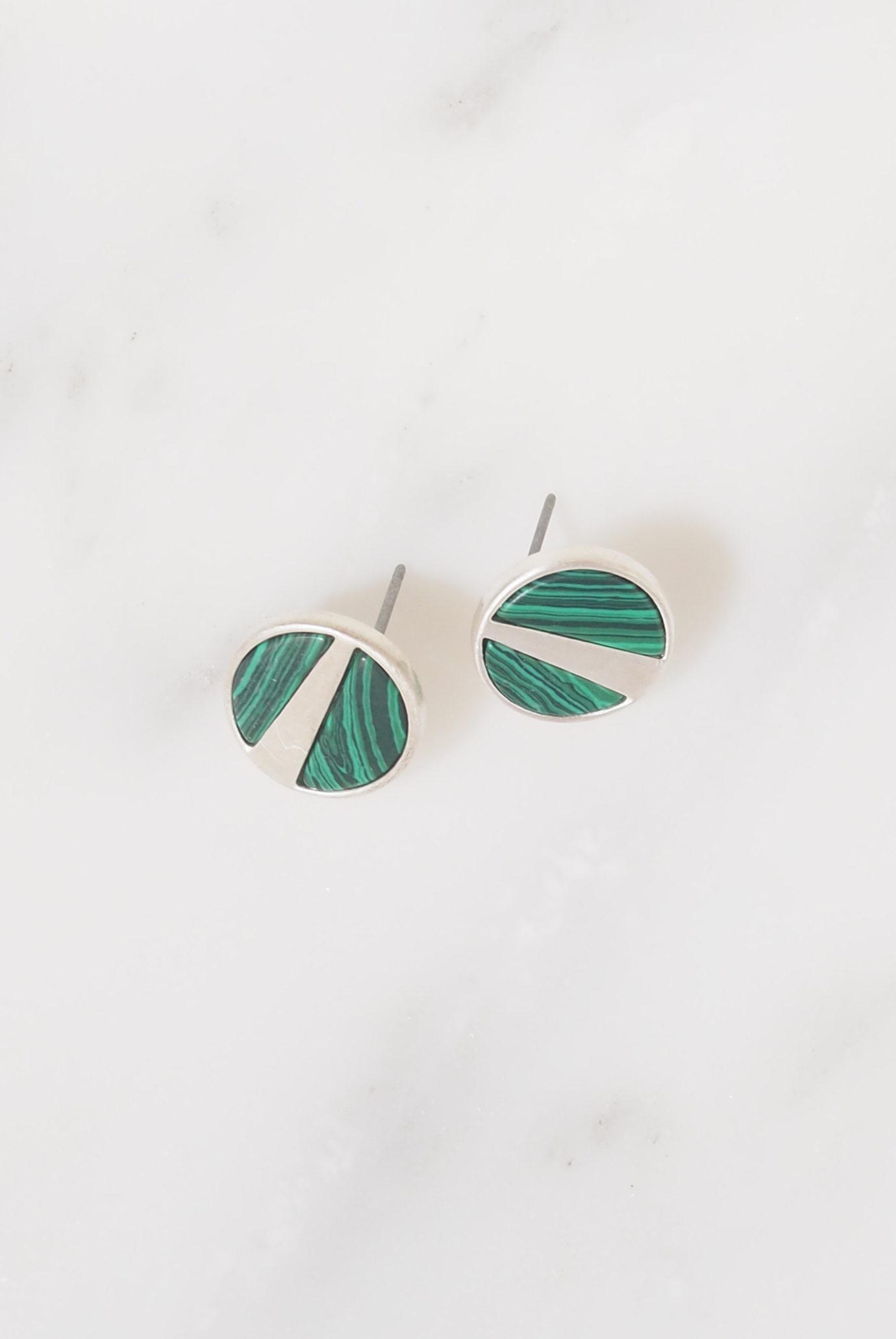 lilac-rose-orla-green-earrings