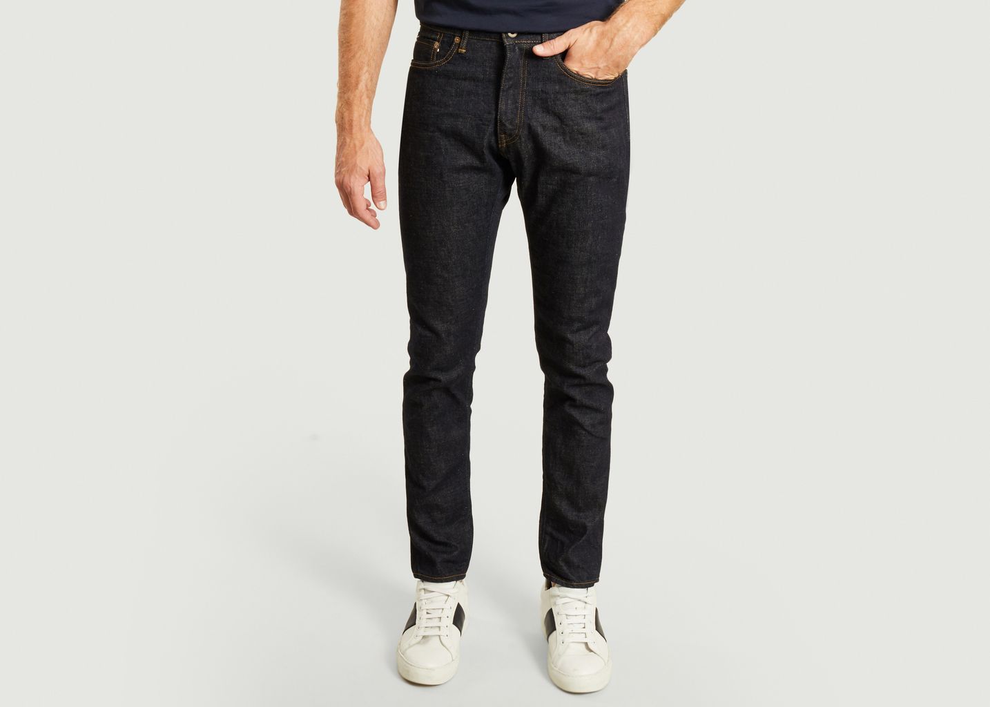 Japan Blue Jeans J 204 Tapered Raw Jeans