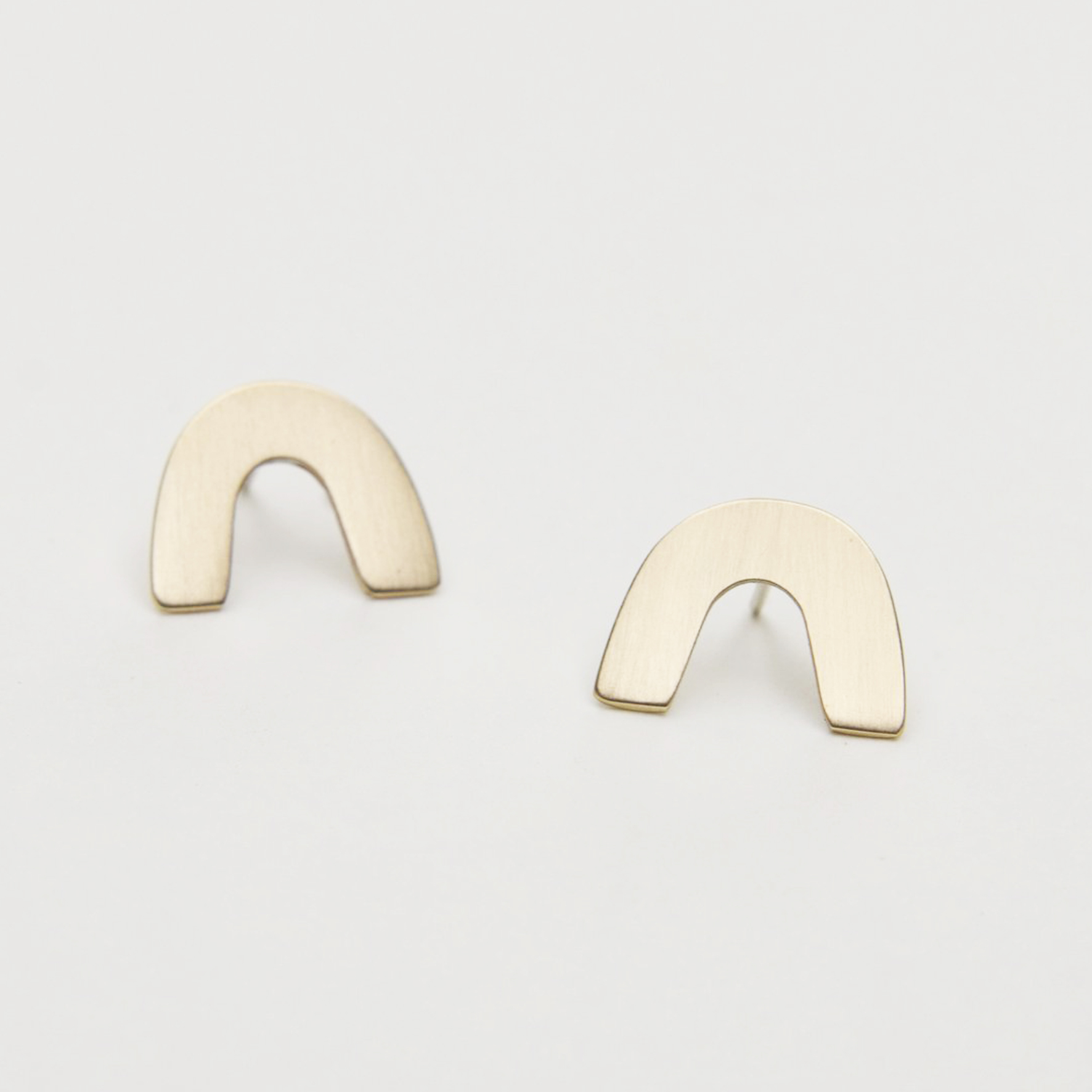 Yewo Minimal Brass Earring