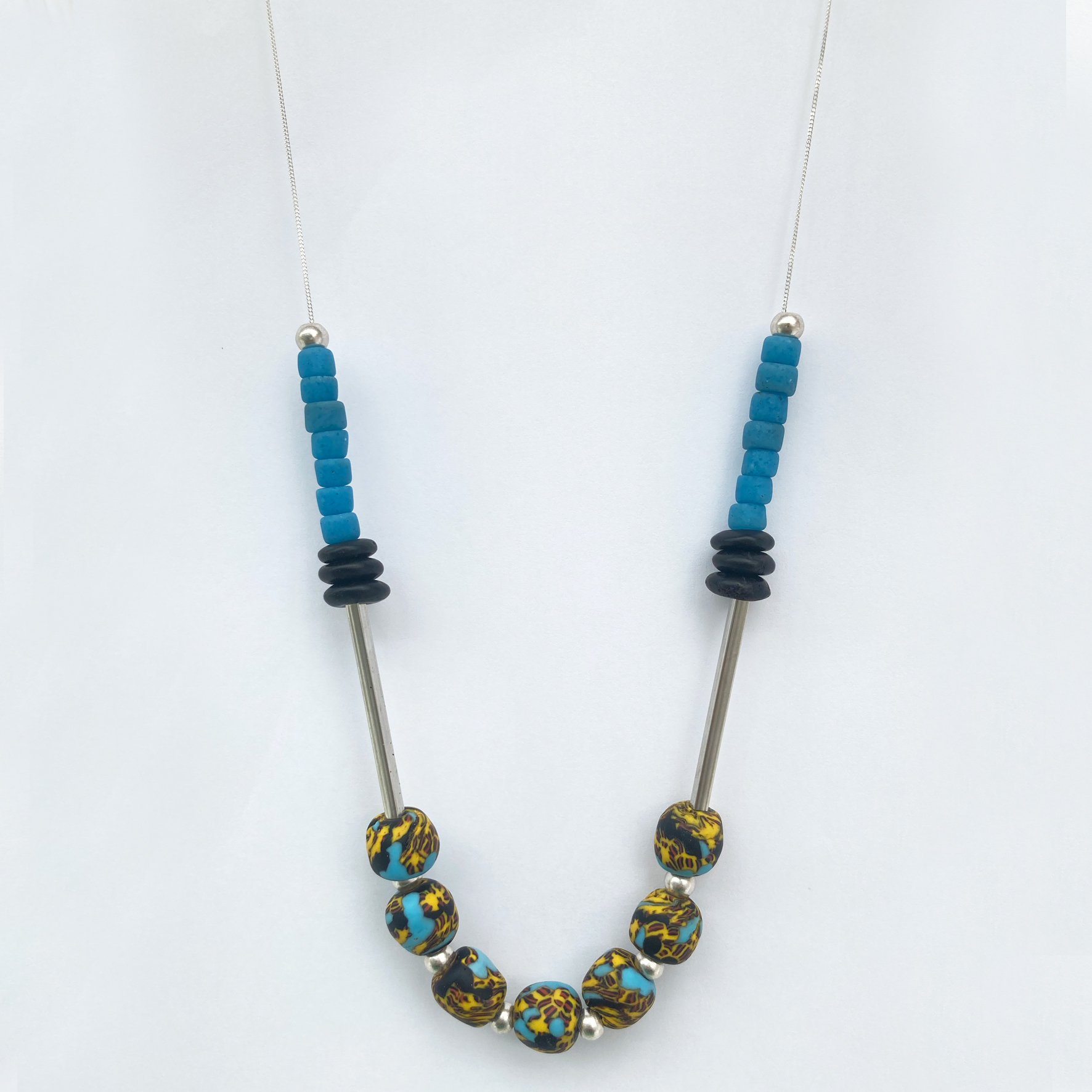 Zippy & Zeke Silver Bar Patterned Multi Bead Glass Necklace