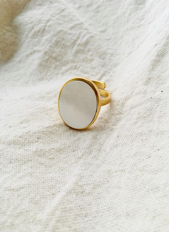 ikkelele Aurora Ring Mother of Pearl