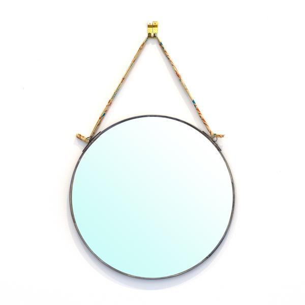 Round Mirror