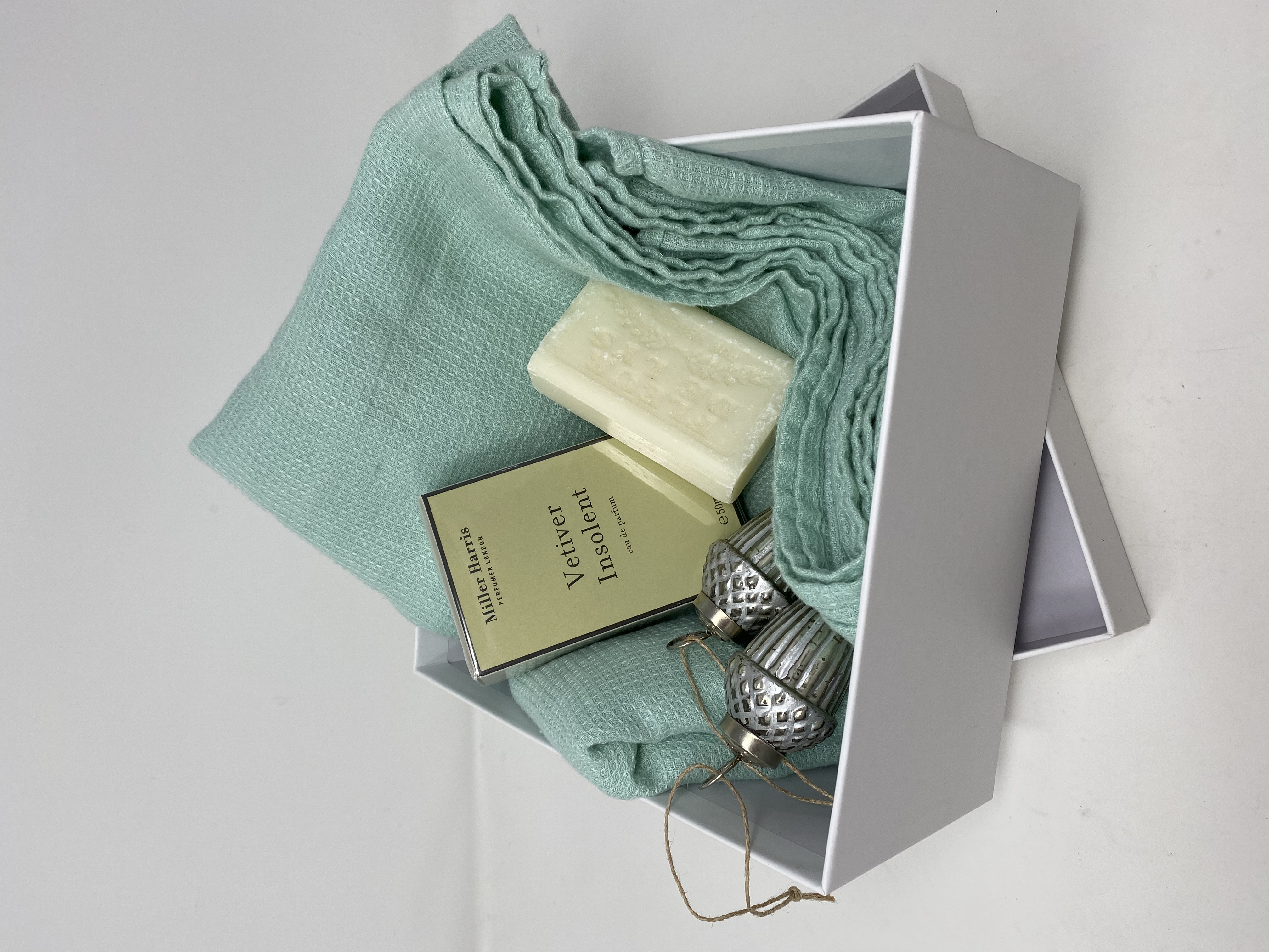 Pale & Interesting Eau De Toilette Gift Box 