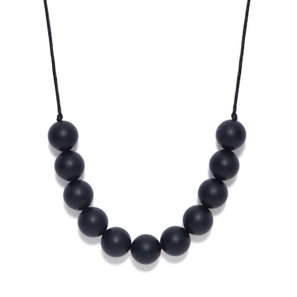 lara-and-ollie-black-round-teething-necklace