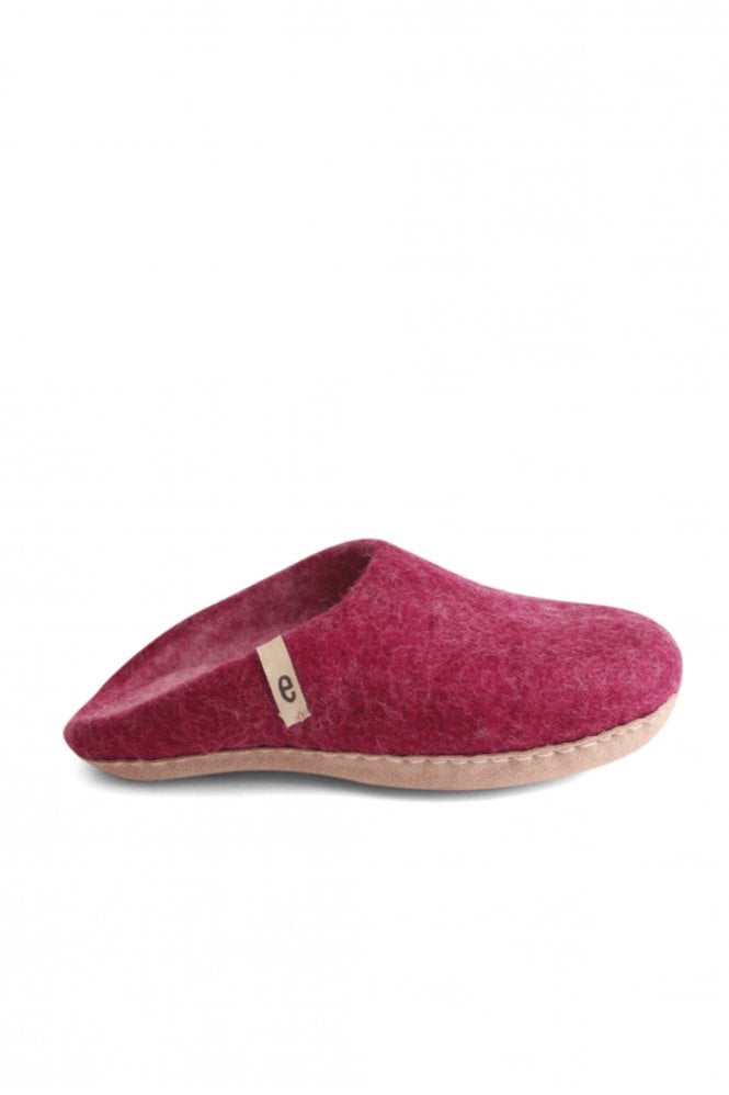 Cerise Slipper