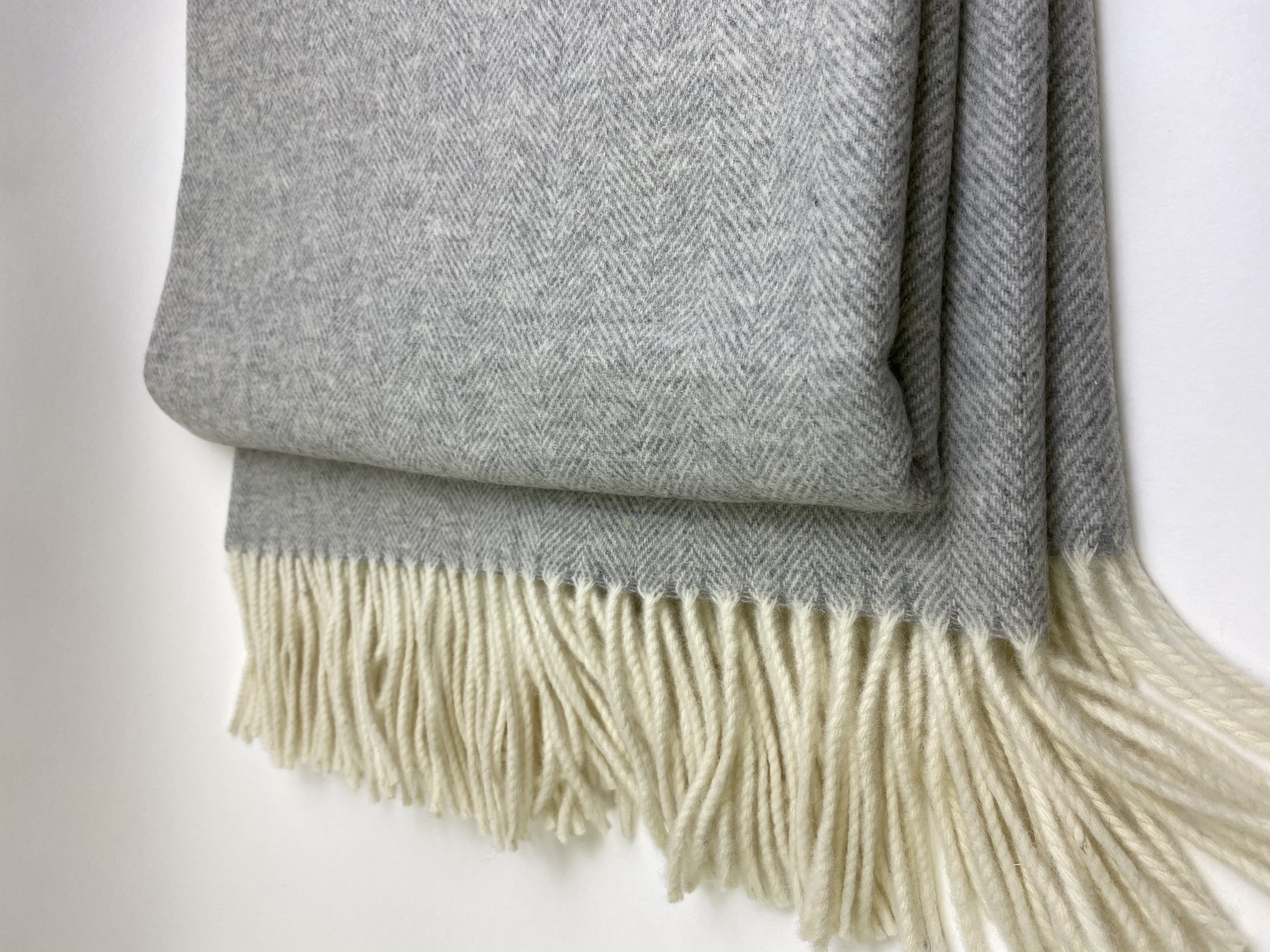 D&T Design Blanket Lambswool Spiga Light Grey, FB07