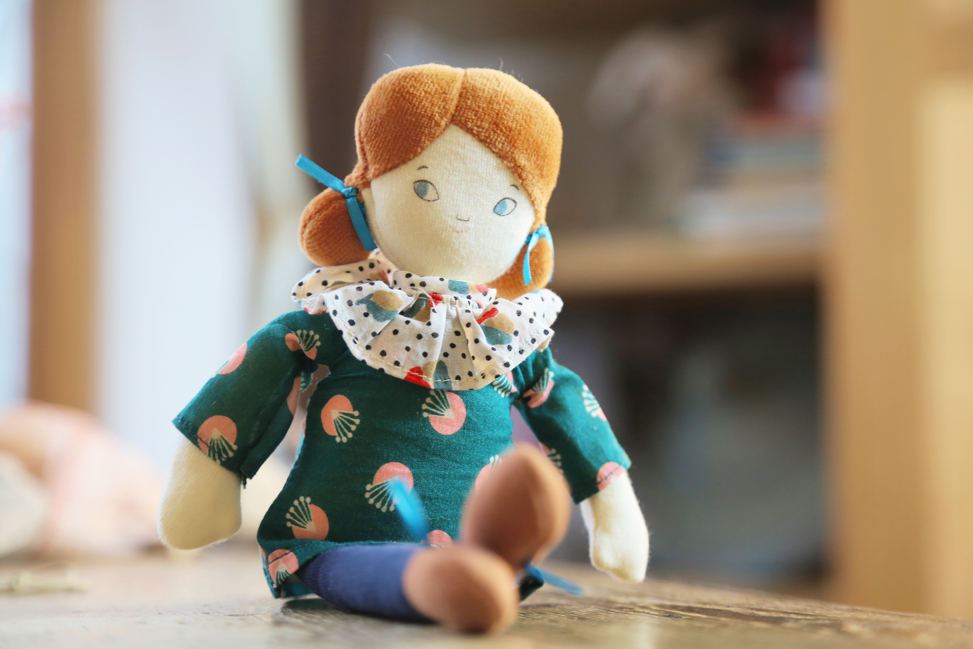 Trouva: Bambola di pezza parigina