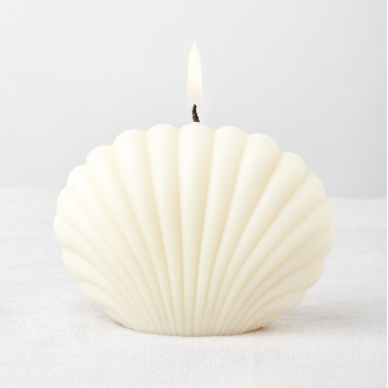 The Brighton Candle Co. Vegan Soy Wax Scallop Shell Candle