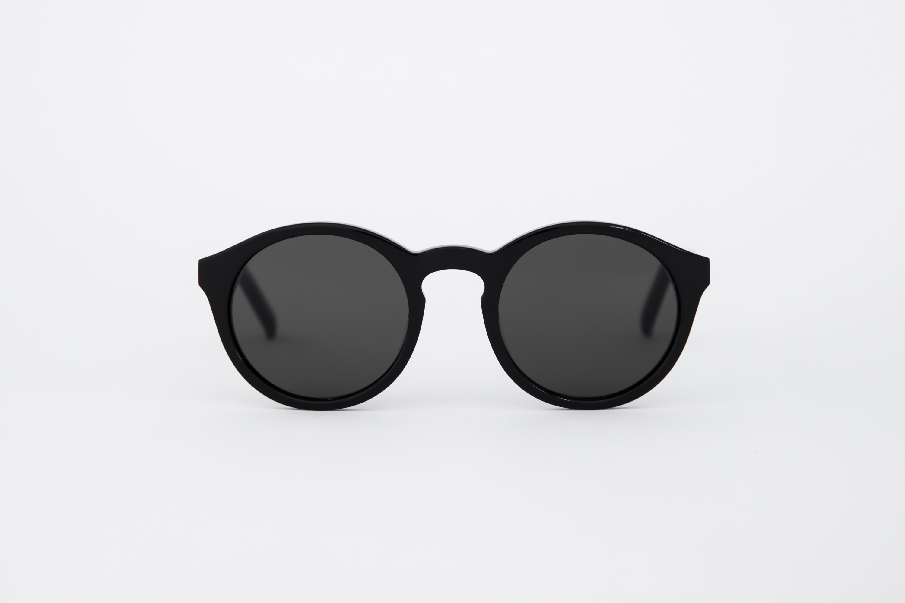 Monokel Eyewear Barstow Black / Grey Solid Lens Sunglasses