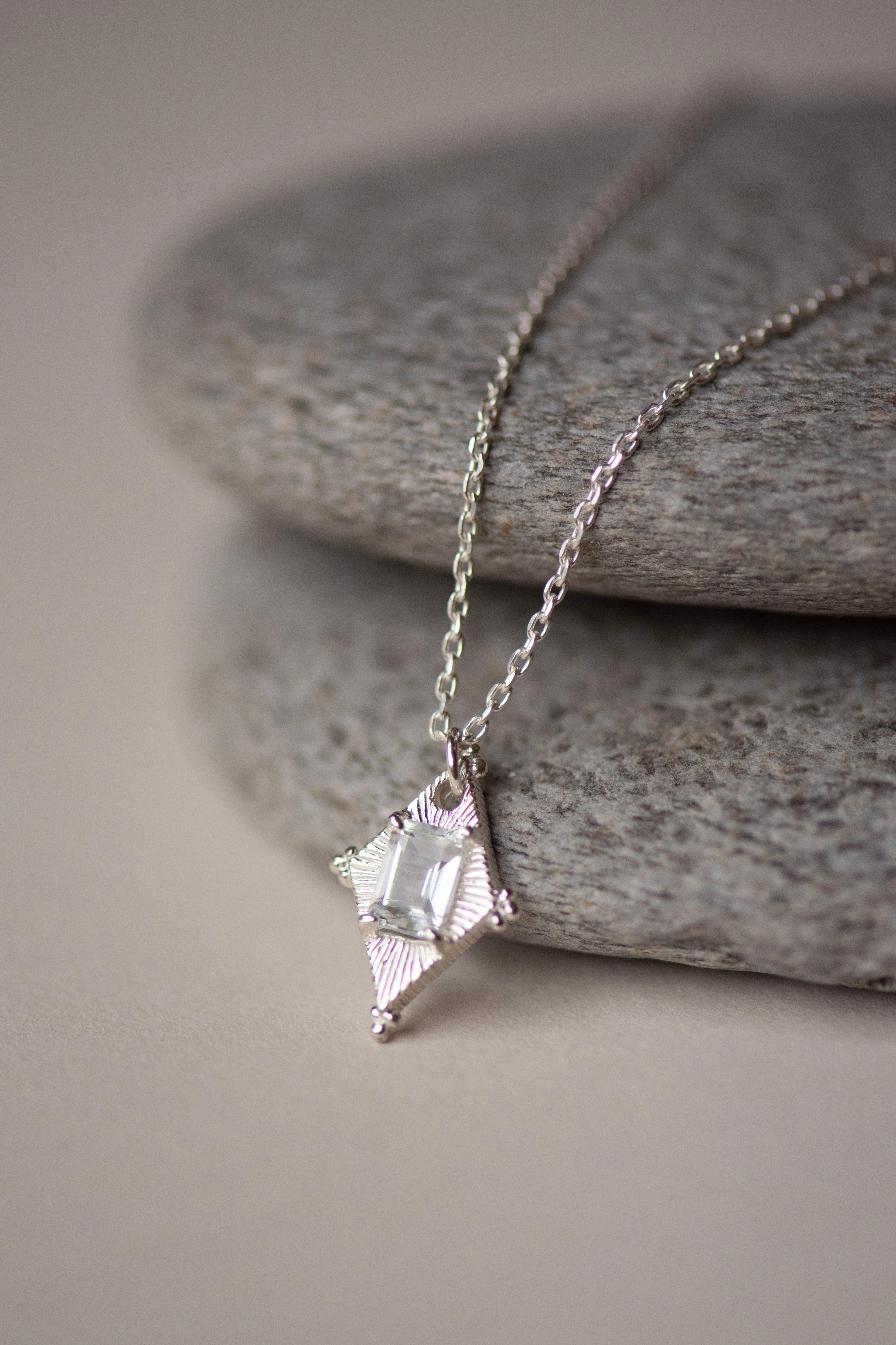 Anastasia Necklace Silver with White Topaz