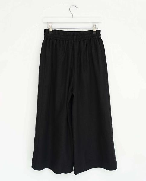 Beaumont Organic SPRING Nicole May Linen Trousers In Black