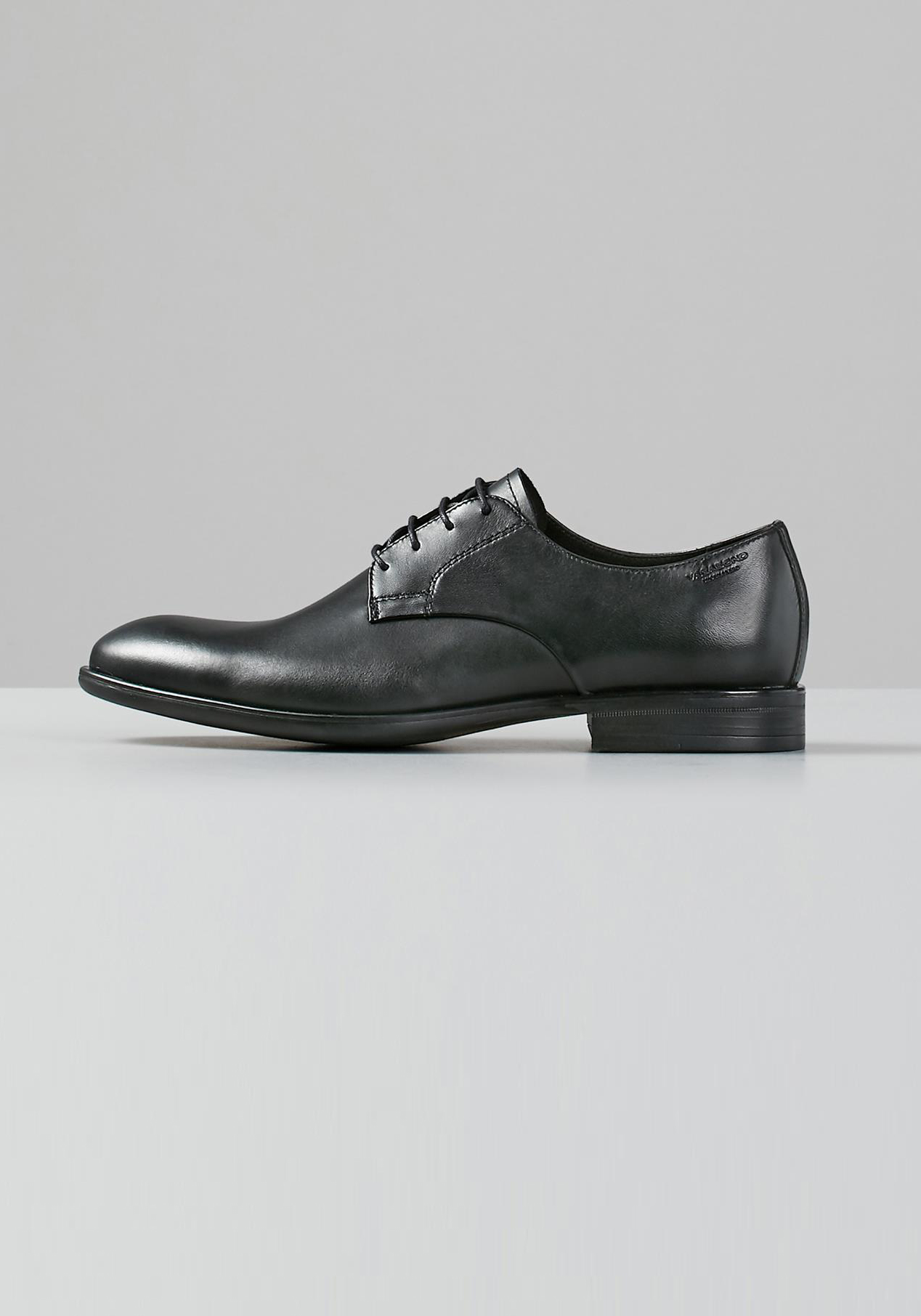 Vagabond Harvey Black Shoes