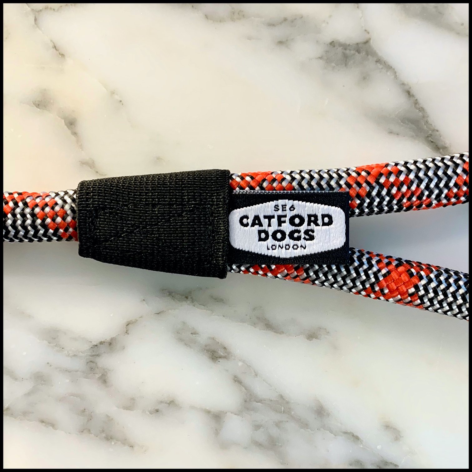 Catford Dogs Dog Lead in Black/White/Crimson