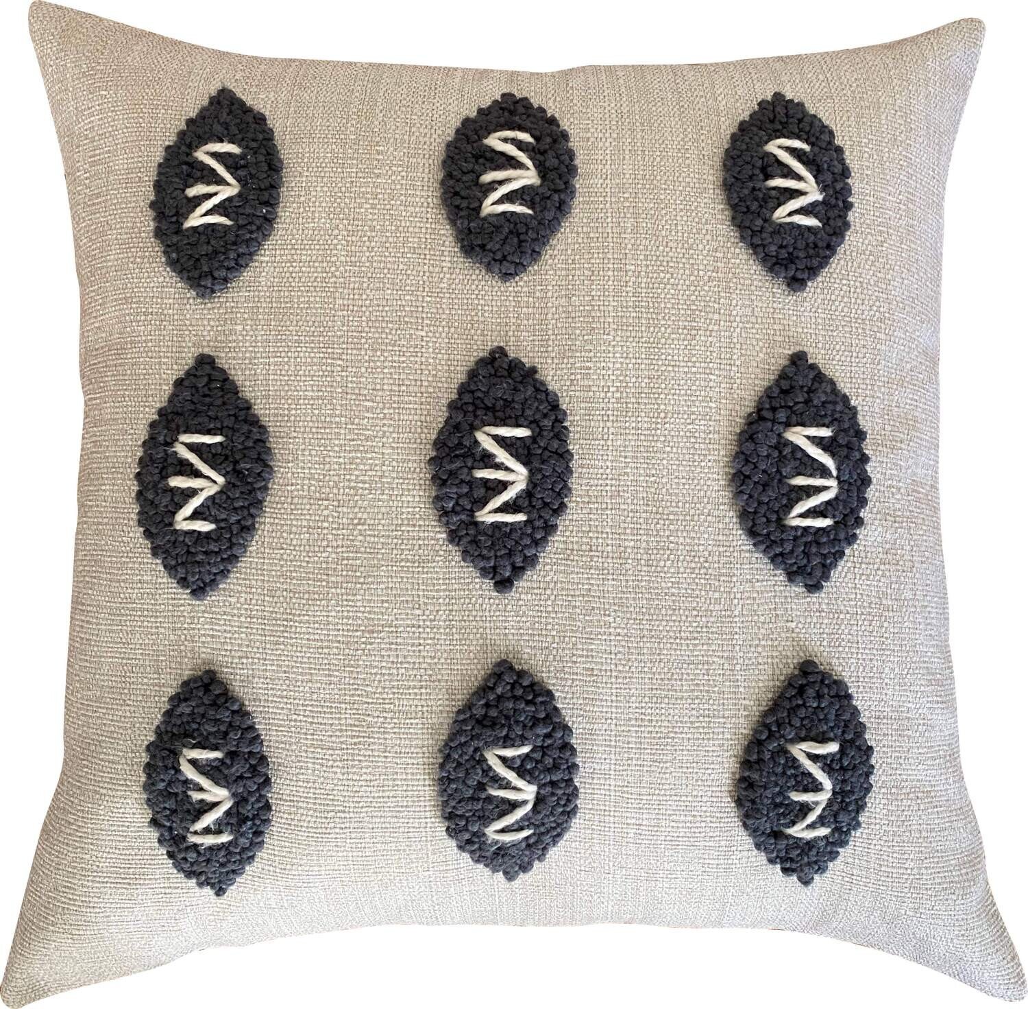botanicalboysuk Needle Cushion Zulu Pattern 2