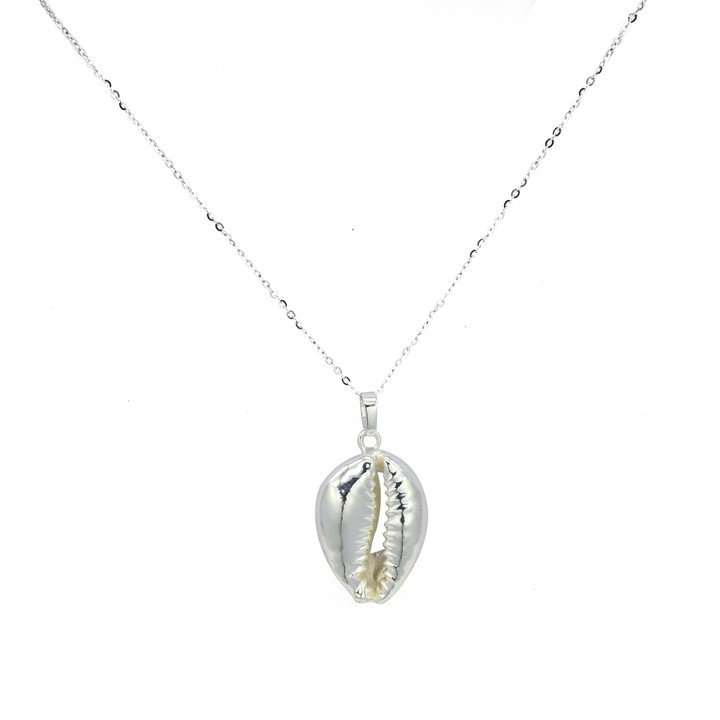 Nilu Silver Shell Pendant Necklace