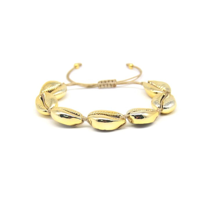 Nilu Gold Shell Bracelet