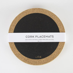 love-liga-set-of-4-round-black-hole-cork-placemat