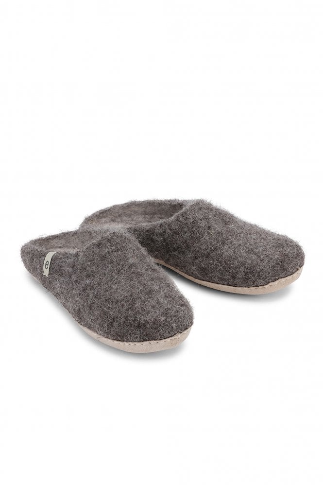 Slip On Simple Natural Brown Slipper