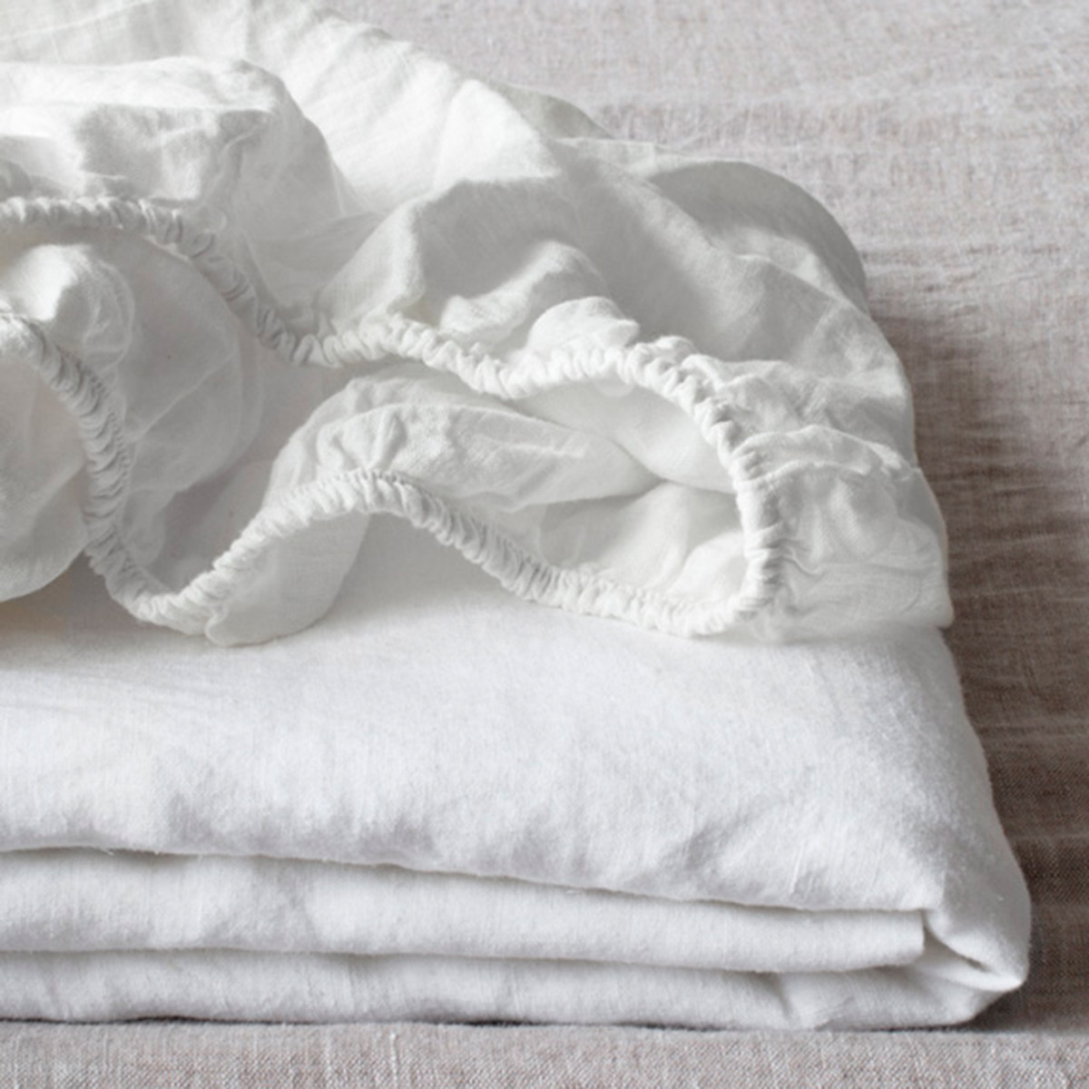 Linen fitted sheet white