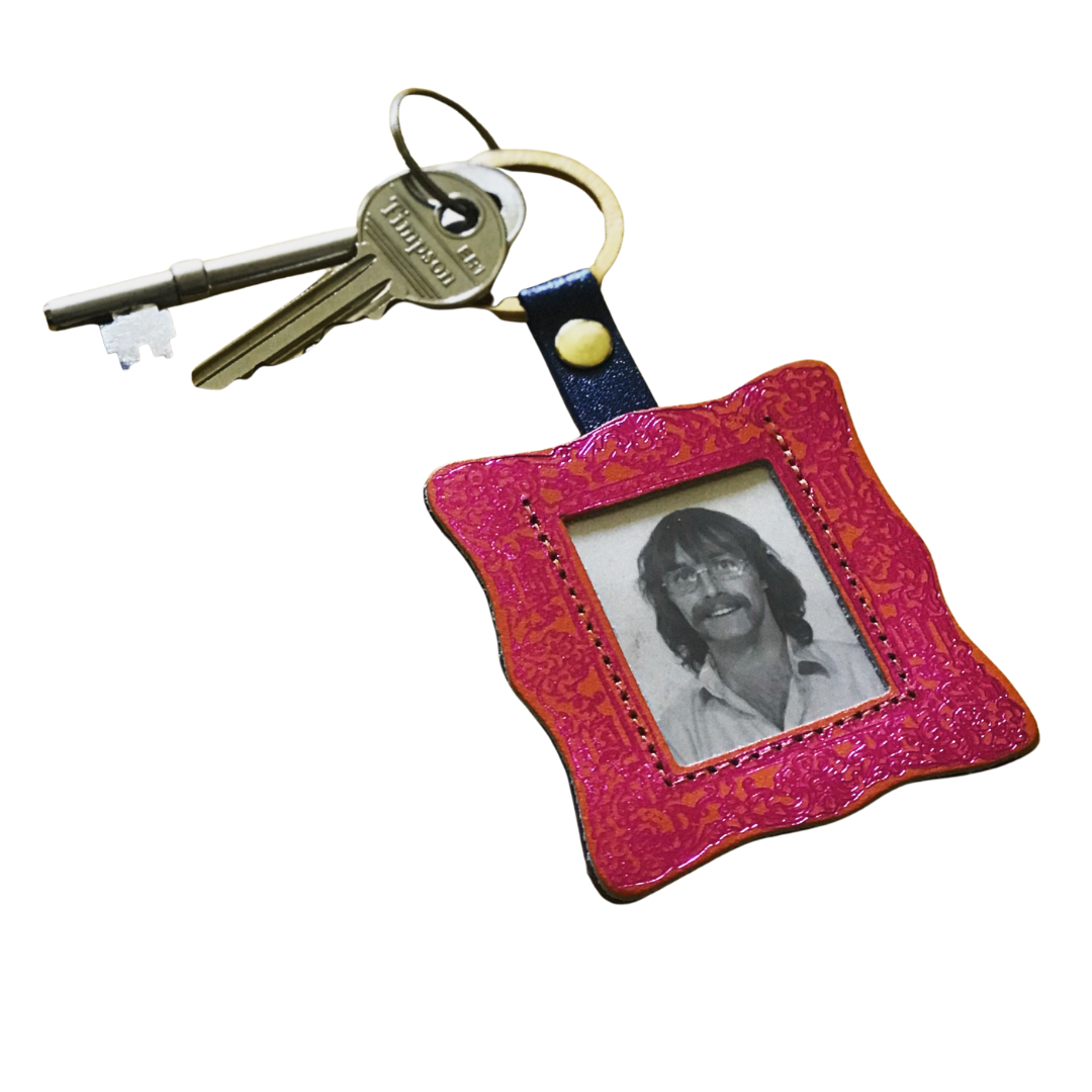 &Quirky Leather Picture Frame Key Ring Fob