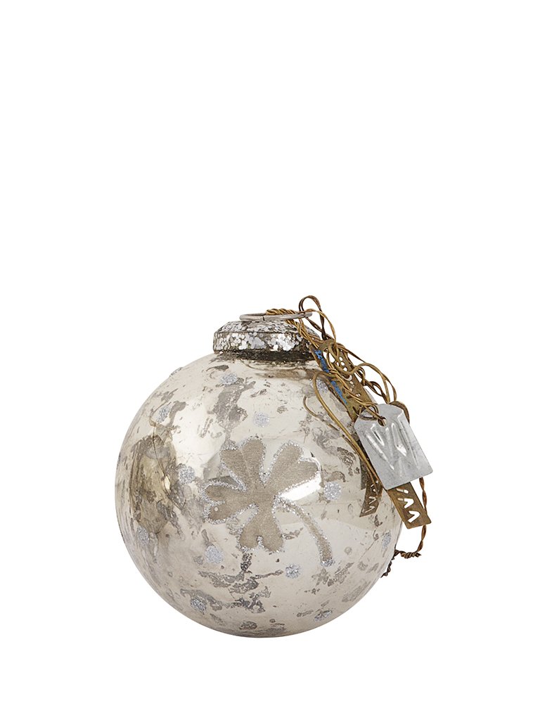 Walther & Co  Clover Bauble In Silver