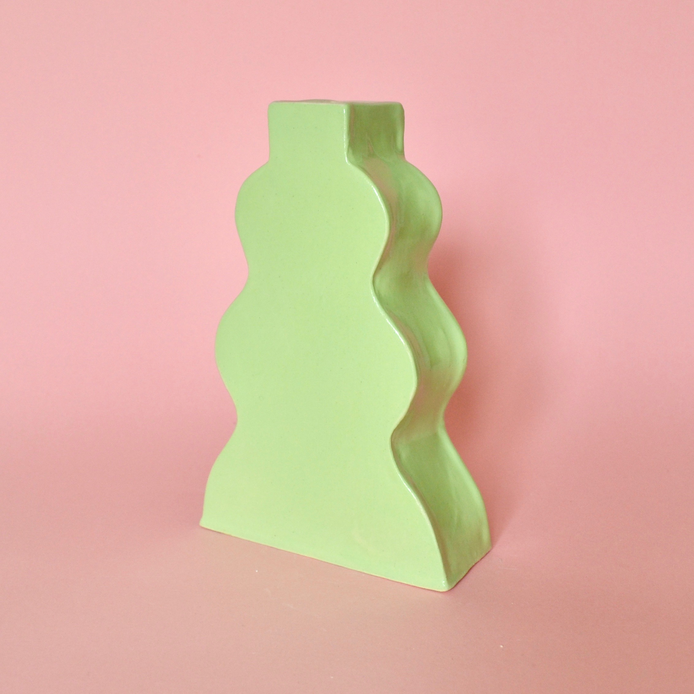 Wavy Vase Pale Green