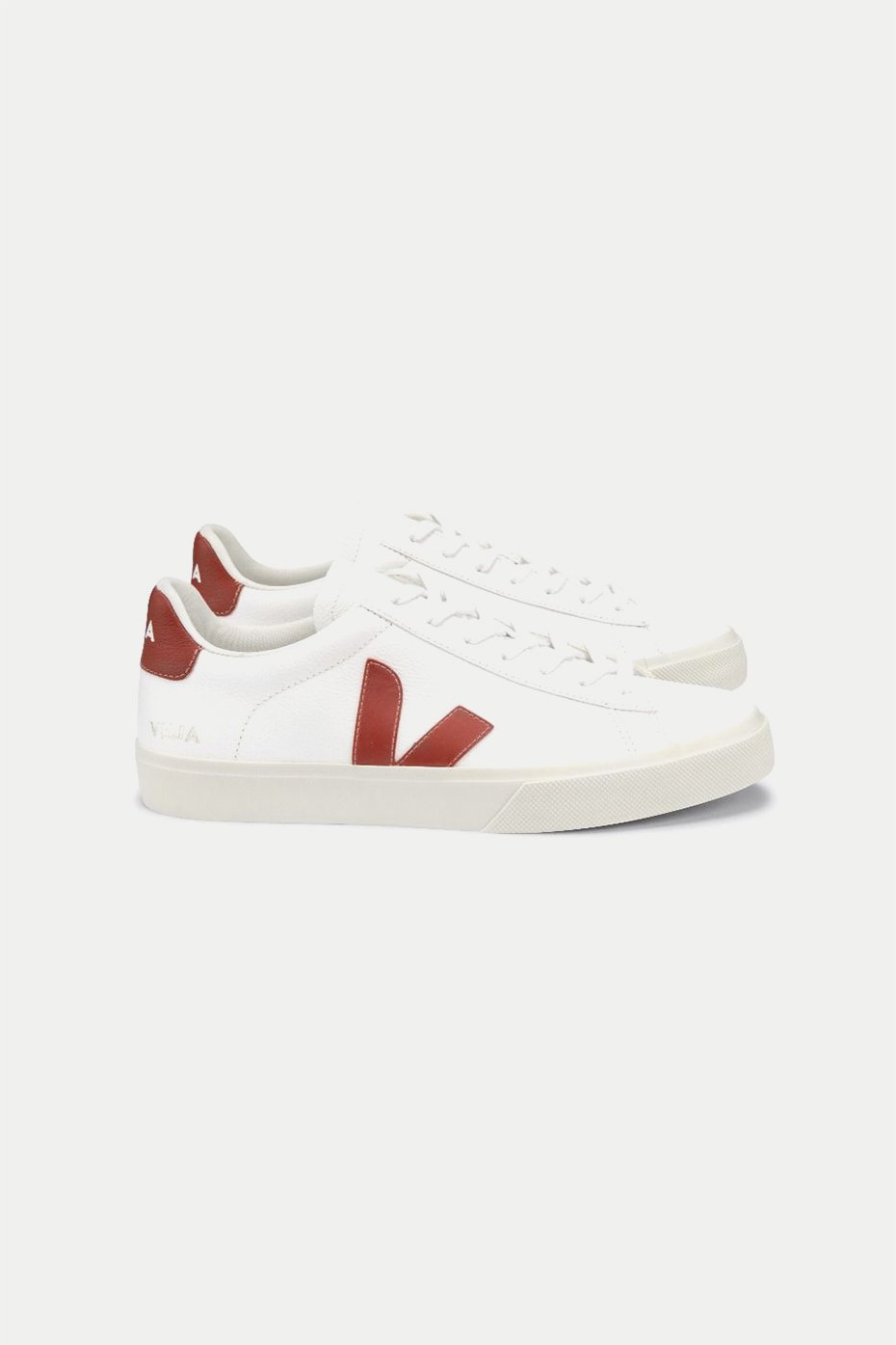Veja Extra White Rouille Campo Chromefree Trainers Mens