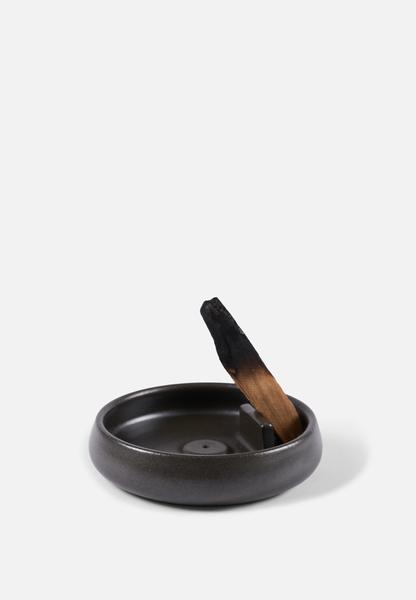 EL PUENTE Ceramic Palo Santo And Incense Holder // Black