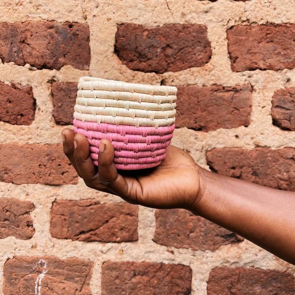 Pom Pom Basket In Pink