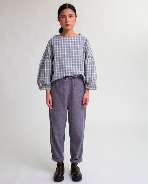 Beaumont Organic Aw22 Kayley-jane Organic Cotton Trousers In Blue