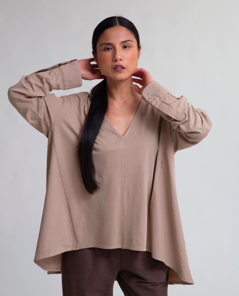 Beaumont Organic Aw22 Aoife Organic Cotton Blouse In Light Taupe