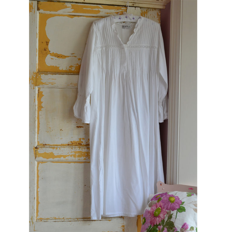 Ladies Long Sleeve Nightdress with Pintucking 'Anna&amp;#x27 CH8059
