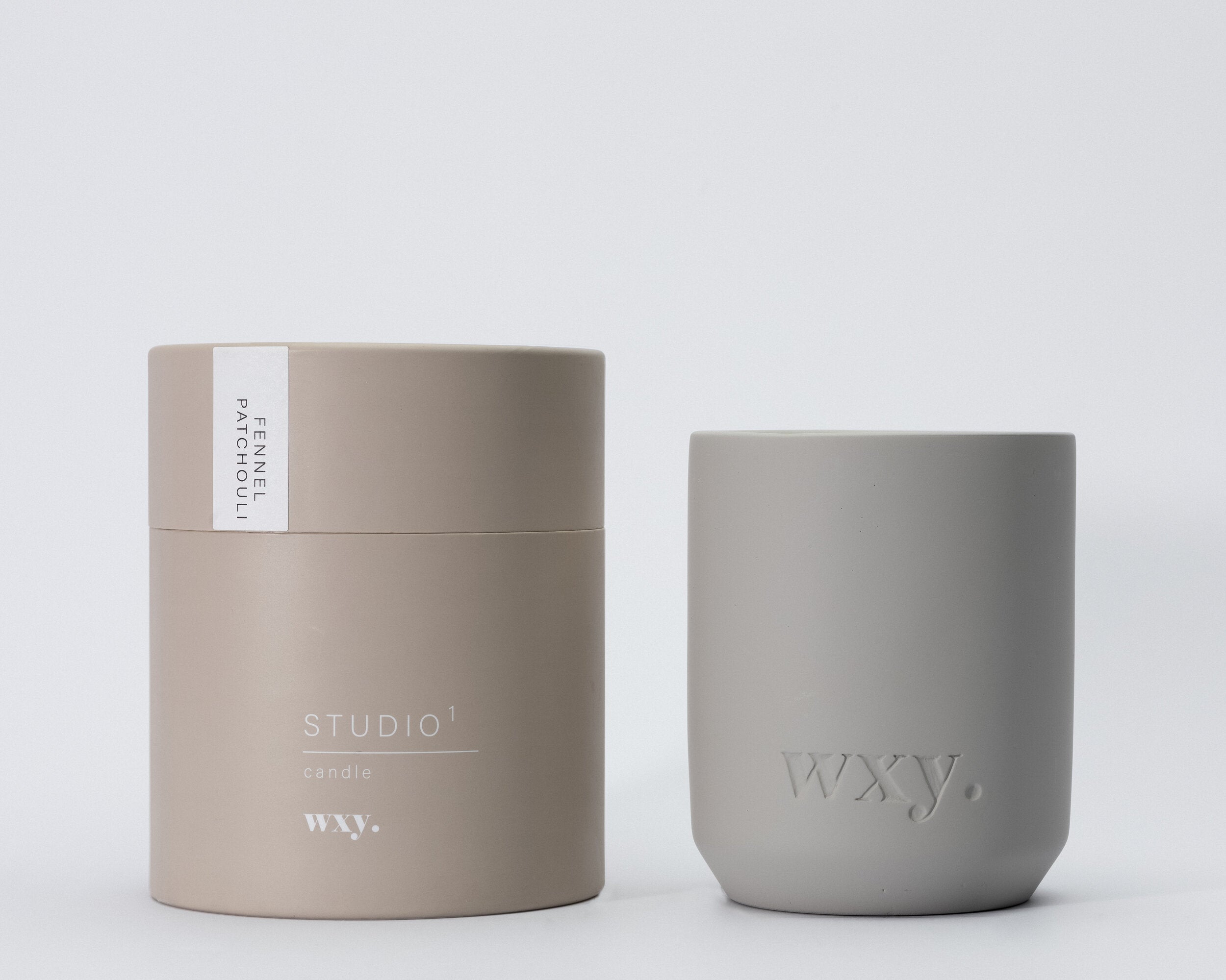 Studio 1 Concrete 10.5oz Candle - Fennel & Patchouli