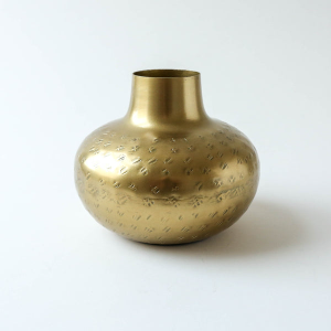 bloomingville-small-brass-vase