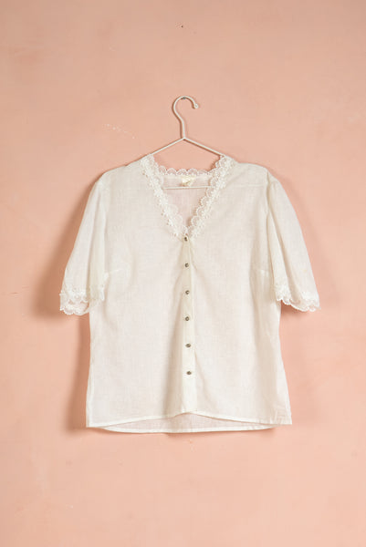 The Elizabeth Blouse