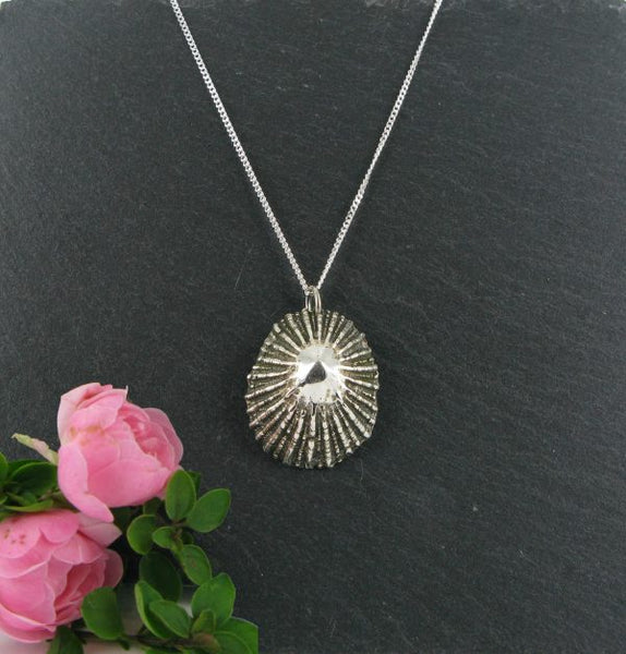 Silver Siren Silver Limpet Necklace