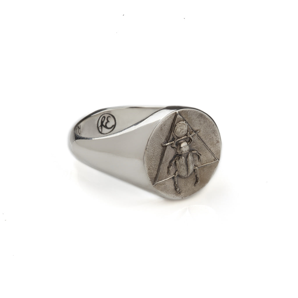 The Scarab Signet Ring - R / Silver