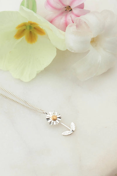 Amanda Coleman Amanda Coleman Handmade Sterling Silver And Gold Daisy Necklace With Stalk