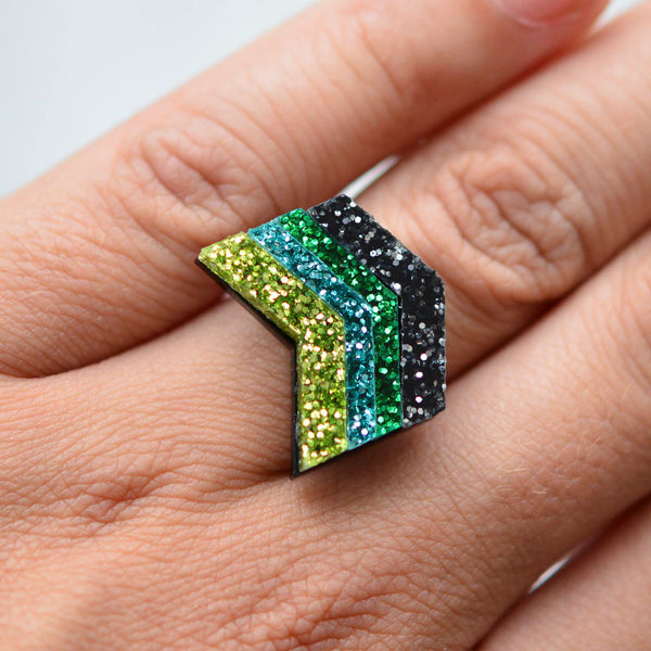 Esoteric London Glitter Chevron Ring (green)