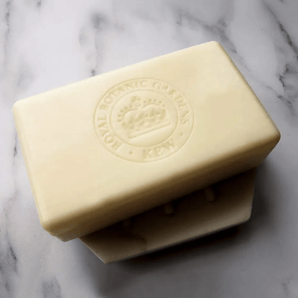 Distinctly Living Fig And Grape Kew Garden Soap
