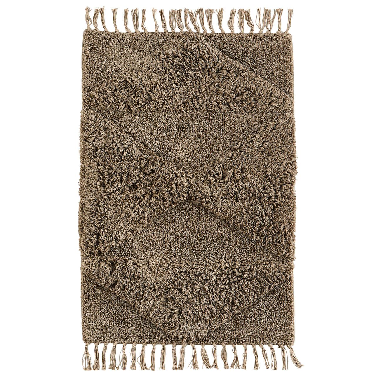 Carpet tufted taupe