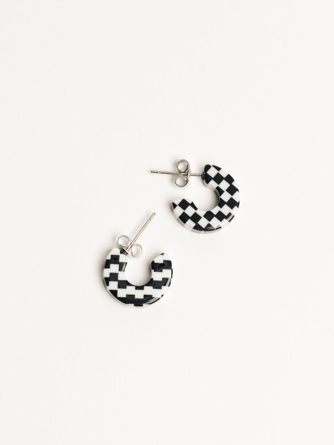 NAT + NOOR Mali Hoops - Checkered Black & White