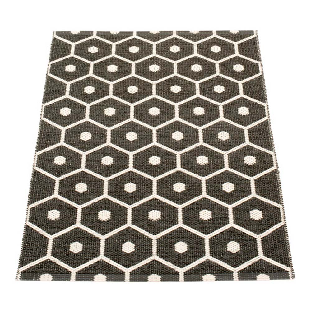 Pappelina Pappelina Of Sweden Honey Design Washable Sustainable Rug 70x100cm In Charcoal  &  Vanilla