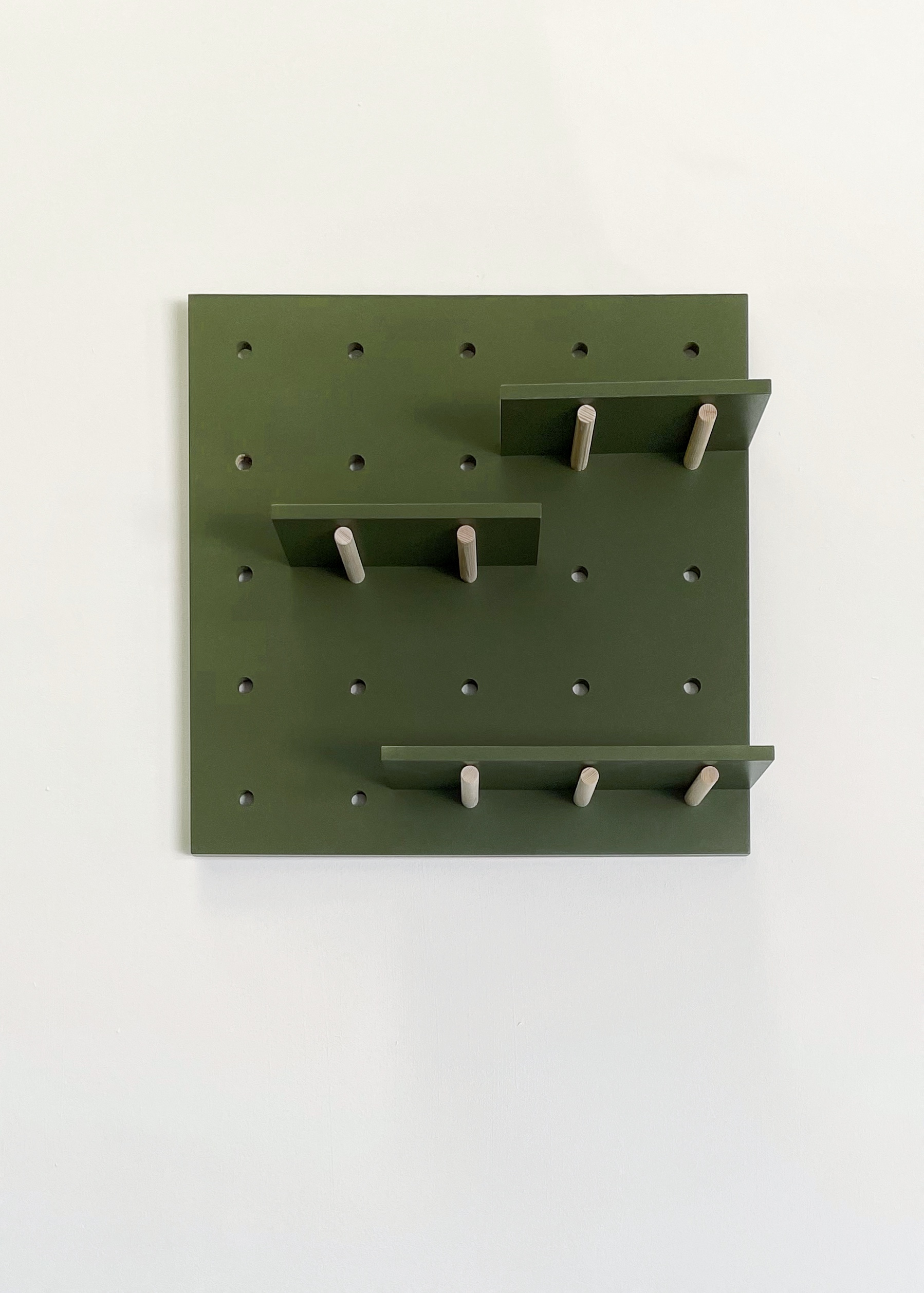 Little Deer Square Pegboard Adjustable Shelving Unit with Shelves & Pegs in Olive Green