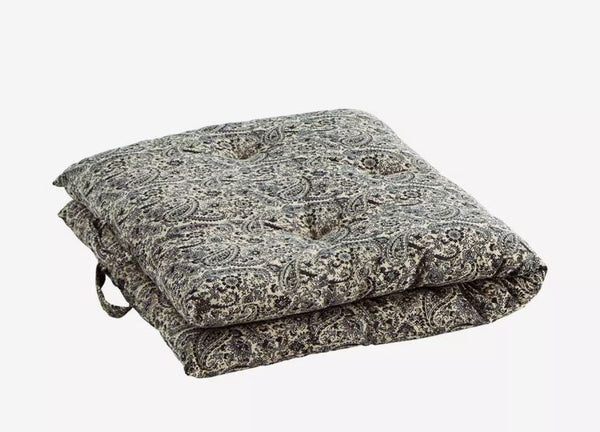 madam-stoltz-beige-and-black-double-sided-printed-cotton-mattress