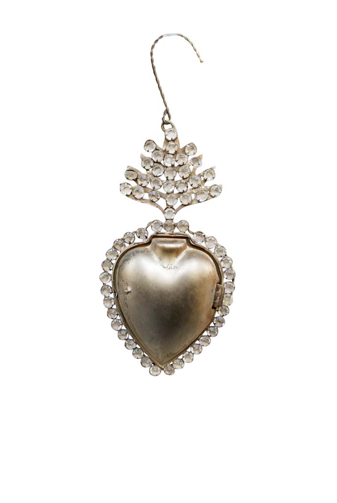 chehoma-ex-voto-and-diamonds-heart-box
