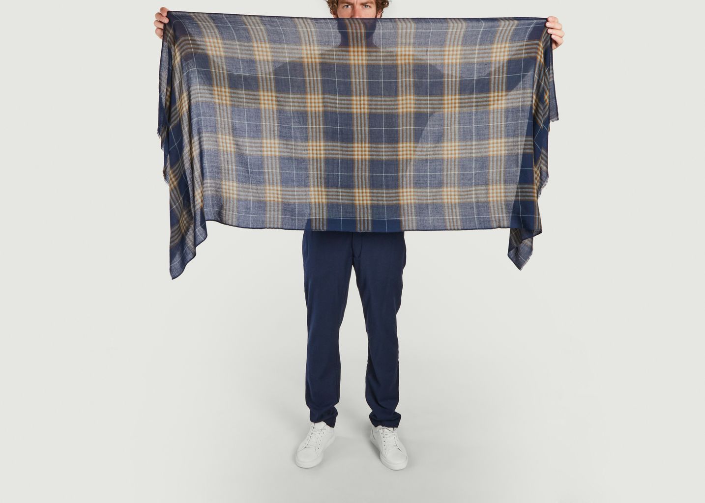 Virgin Wool Scarf With Checks