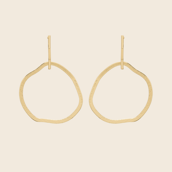 A Weathered Penny  Alber Earrings | Gold